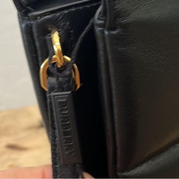 Burberry✨ Lola Double Pouch Bag - Picture 9 of 16